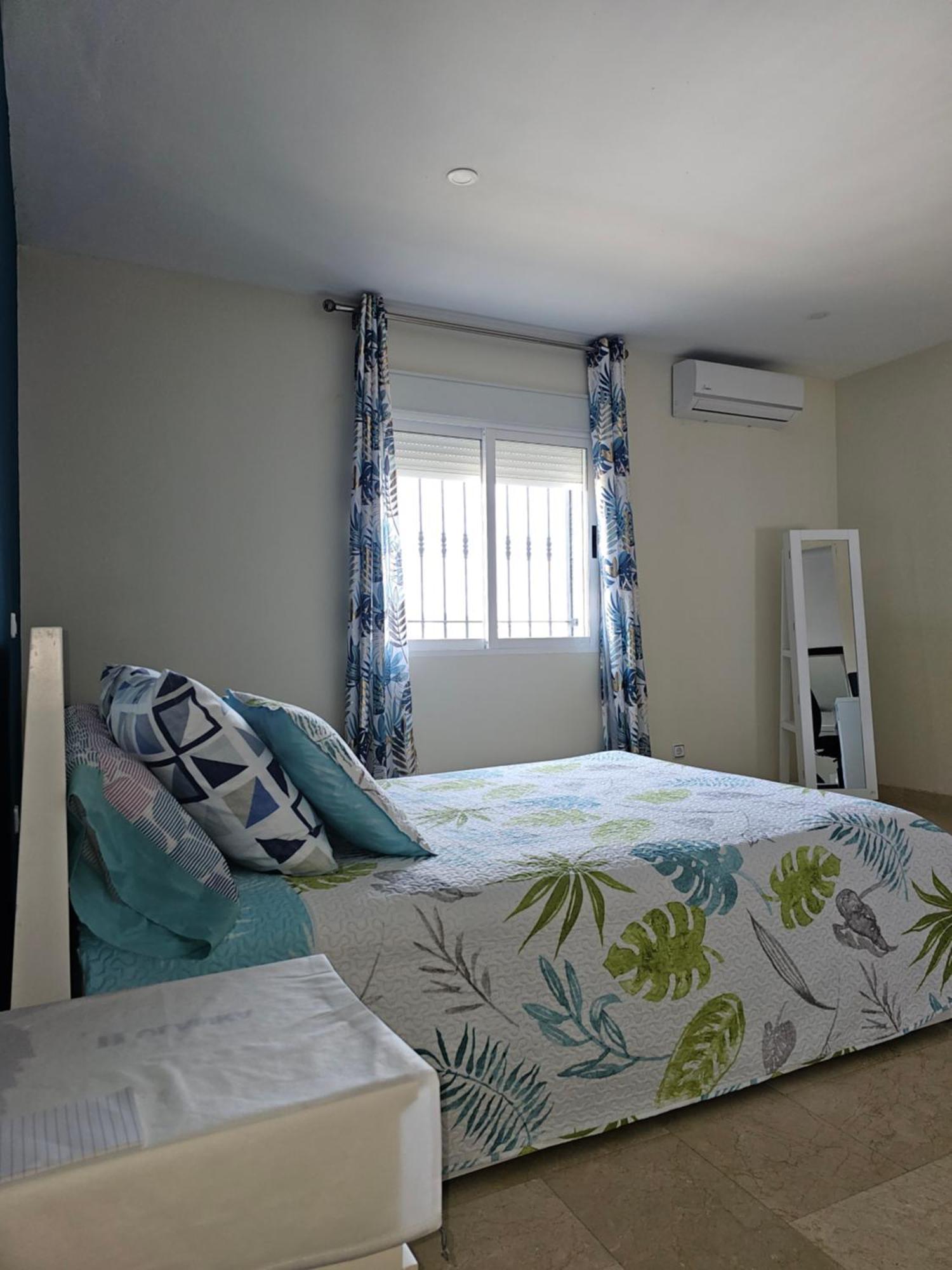 Villa Los Cantos โตเลโด ภายนอก รูปภาพ