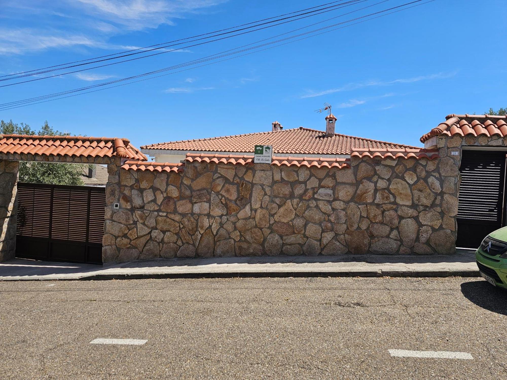 Villa Los Cantos โตเลโด ภายนอก รูปภาพ